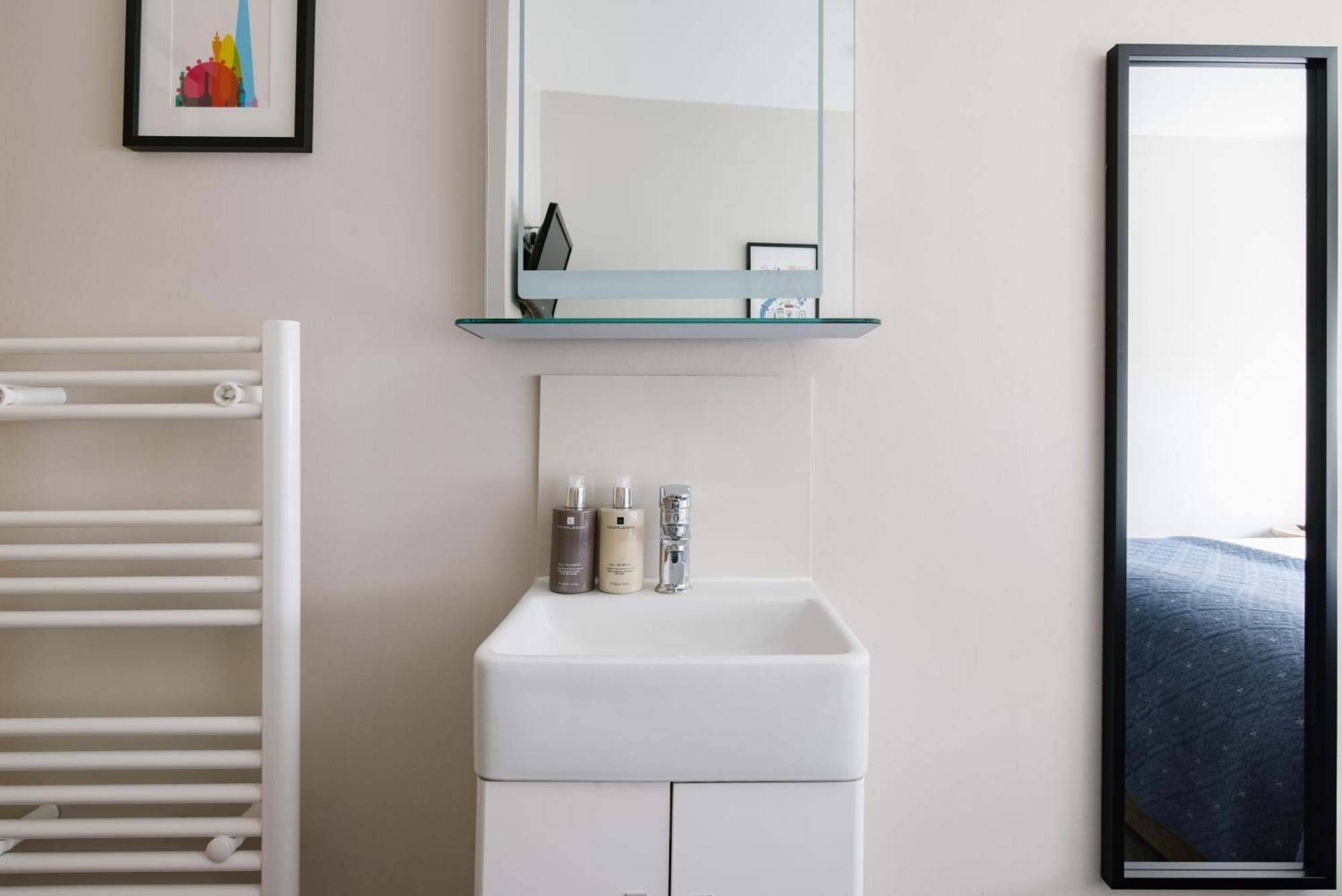 Borough High Street Rooms لندن المظهر الخارجي الصورة